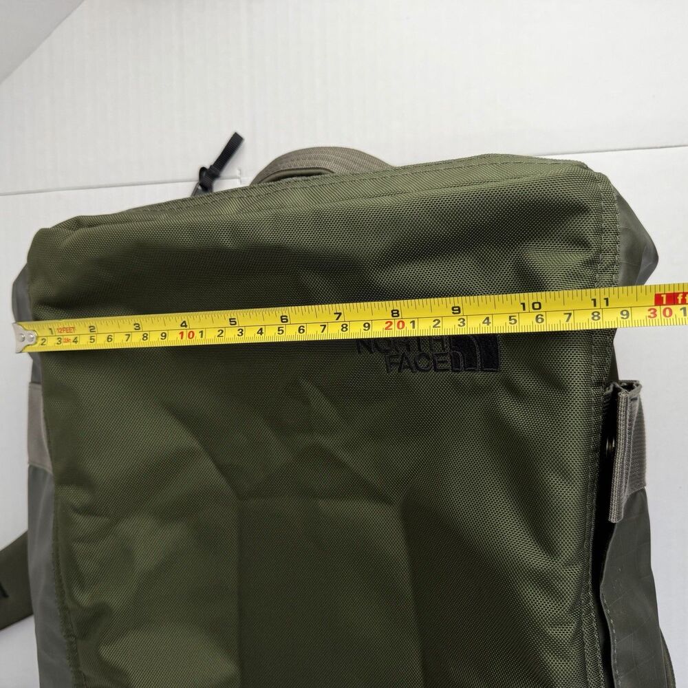 The North Face Base Camp Voyager 32L Duffel Bag Taupe Green Backpack - Picture 14 of 16